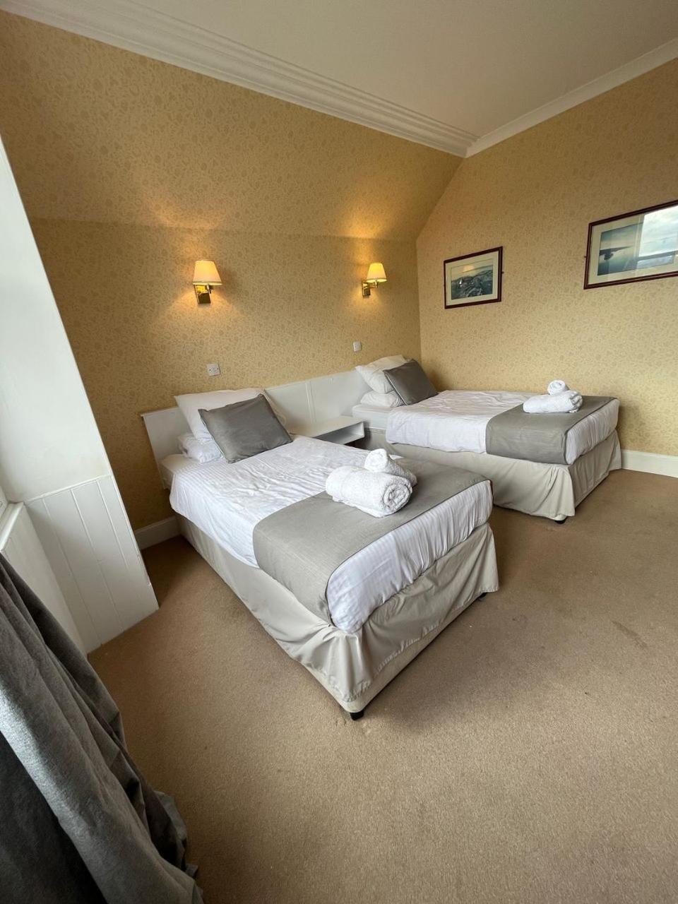 The Stromness Hotel Exterior photo